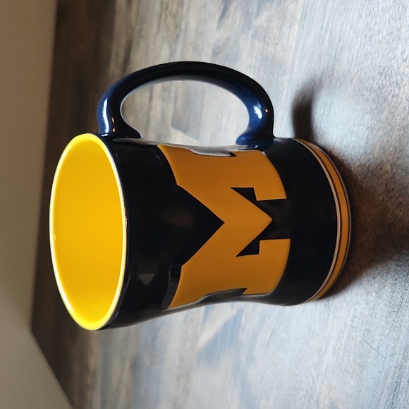 University of Michigan block m mug - Picture 3 of 5
